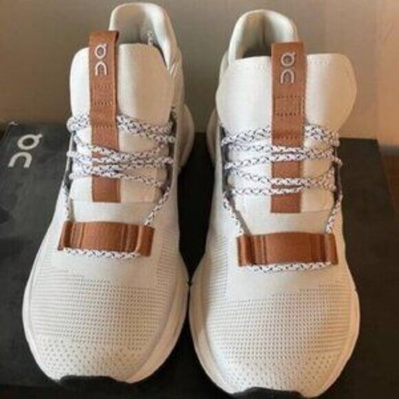 On Cloudnova White Pearl Running Shoes Womens Sneaker - Picture 3 of 5